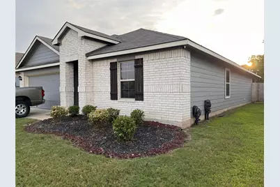 312 Comal Drive, Huntsville, TX 77340 - Photo 3