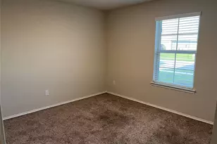 312 Comal Dr, Huntsville, TX 77340 - Photo 31
