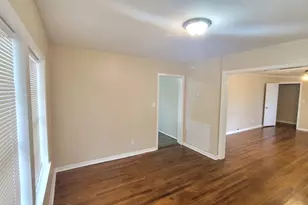 2717 Nichols Ave, Bay City, TX 77414 - Photo 9