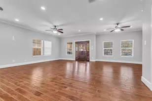 1607 Houston Ave, Houston, TX 77007 - Photo 9