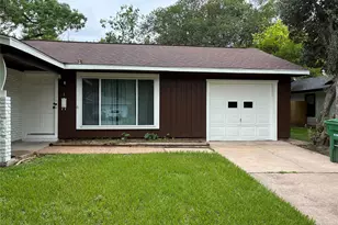 7414 Marinette Dr, Houston, TX 77074 - Photo 3