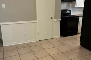 7414 Marinette Dr, Houston, TX 77074 - Photo 9