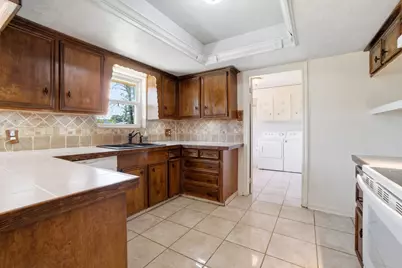 1105 Northpine Drive, Conroe, TX 77301 - Photo 7