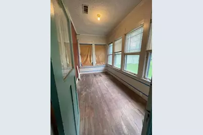 905 6th Street, Orange, TX 77630 - Photo 9