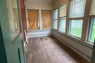 905 6th St, Orange, TX 77630 - Photo 9