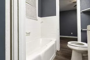 5105 Timothy St, Texas City, TX 77591 - Photo 3