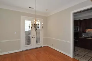 6215 Sutherland Square, Houston, TX 77081 - Photo 15