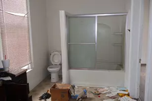 919 Winnie St, Galveston, TX 77550 - Photo 23