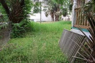 919 Winnie St, Galveston, TX 77550 - Photo 21