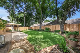 8910 Driftstone Dr, Spring, TX 77379 - Photo 23