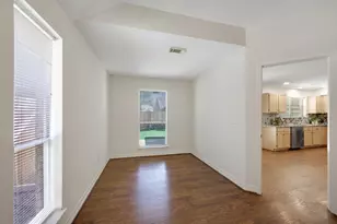 8910 Driftstone Dr, Spring, TX 77379 - Photo 15