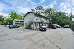 9211 N Green River Dr, Houston, TX 77078 - Photo 1