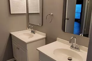 10053 Westpark Dr, Houston, TX 77042 - Photo 21