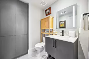 1701 Hermann Dr, Houston, TX 77019 - Photo 9