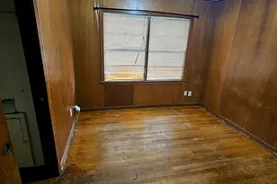 219 Carnation St, Lake Jackson, TX 77566 - Photo 9