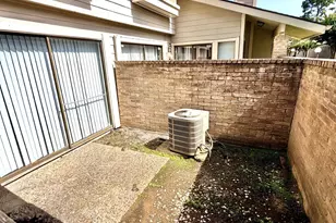 11983 Bob White Dr, Houston, TX 77035 - Photo 17