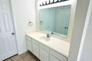 11983 Bob White Dr, Houston, TX 77035 - Photo 7