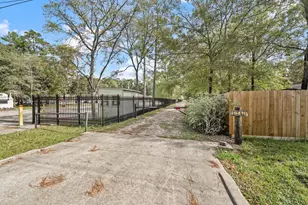 19410 Nehoc Ln, Houston, TX 77346 - Photo 13