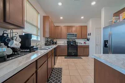 602 Willow Briar Drive, Houston, TX 77090 - Photo 15