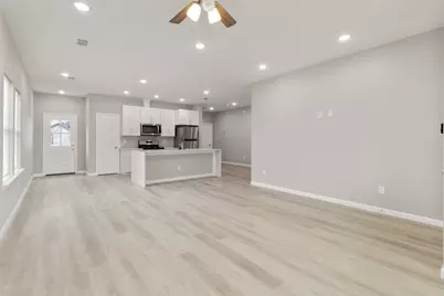 206 S Brownell Street, La Porte, TX 77571 - Photo 3