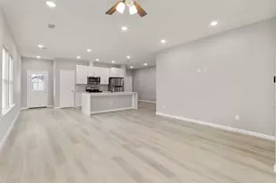 206 S Brownell St, La Porte, TX 77571 - Photo 3