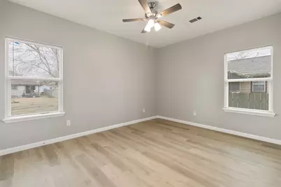 206 S Brownell Street, La Porte, TX 77571 - Photo 15