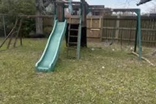 8510 Shiloh Dr, Texas City, TX 77591 - Photo 9