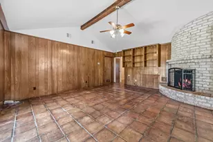 8834 Sandstone St, Houston, TX 77036 - Photo 7