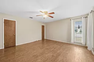 8834 Sandstone St, Houston, TX 77036 - Photo 15