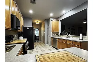 7314 Avalon Ct, Pasadena, TX 77505 - Photo 13