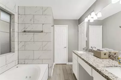 13751 Sablesprings Lane, Houston, TX 77014 - Photo 23