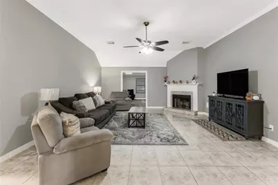 13751 Sablesprings Lane, Houston, TX 77014 - Photo 11