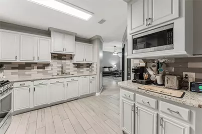 13751 Sablesprings Lane, Houston, TX 77014 - Photo 17