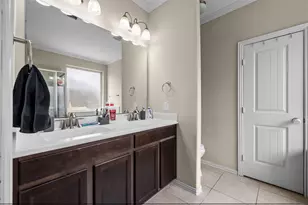 2245 Maple Point Dr N, Conroe, TX 77301 - Photo 9