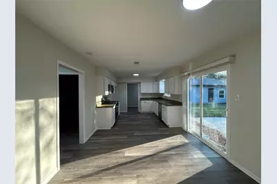 2406 Lynn Drive, Pearland, TX 77581 - Photo 11