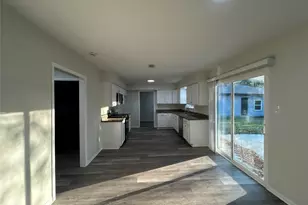 2406 Lynn Dr, Pearland, TX 77581 - Photo 11