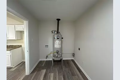 2406 Lynn Drive, Pearland, TX 77581 - Photo 7