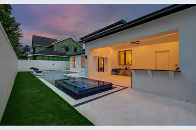 13034 Memorial Drive, Houston, TX 77079 - Photo 13