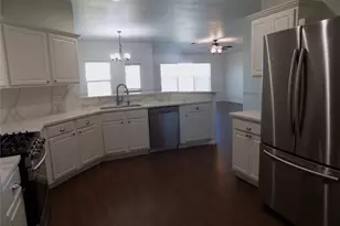 1918 Appleton Dr, Missouri City, TX 77489 - Photo 15