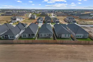 2858 Orange Leaf Dr, Fulshear, TX 77423 - Photo 5