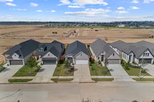 2858 Orange Leaf Dr, Fulshear, TX 77423 - Photo 3