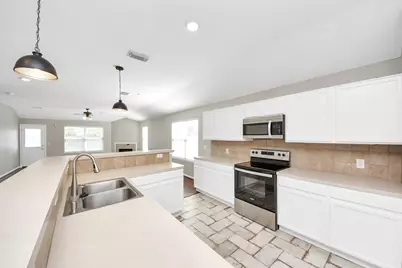 2822 Sandberry Drive, Kingwood, TX 77345 - Photo 7