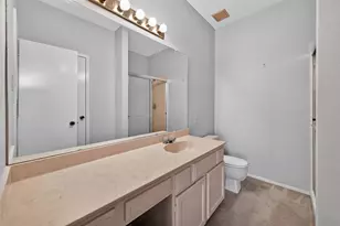 360 Wilcrest Dr, Houston, TX 77042 - Photo 43