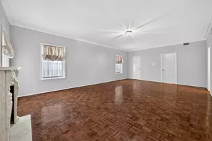 360 Wilcrest Dr, Houston, TX 77042 - Photo 9