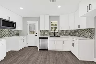 6024 Jackson Ln, Texas City, TX 77591 - Photo 7