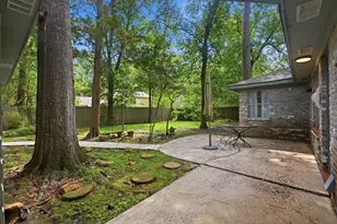 2111 Riverlawn Dr, Houston, TX 77339 - Photo 27