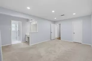 2111 Riverlawn Dr, Houston, TX 77339 - Photo 19