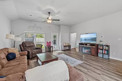 14372 N Summerchase Circle, Willis, TX 77318 - Photo 9
