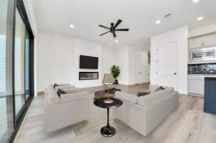 1418 Caywood Ln, Houston, TX 77055 - Photo 5