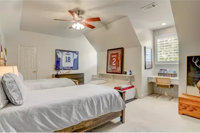 18 Dartmoor Court, Sugar Land, TX 77479 - Photo 29